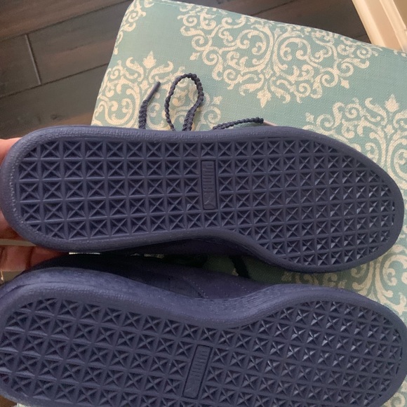 Puma “Solange” New with Tags Sneakers - Picture 4 of 6